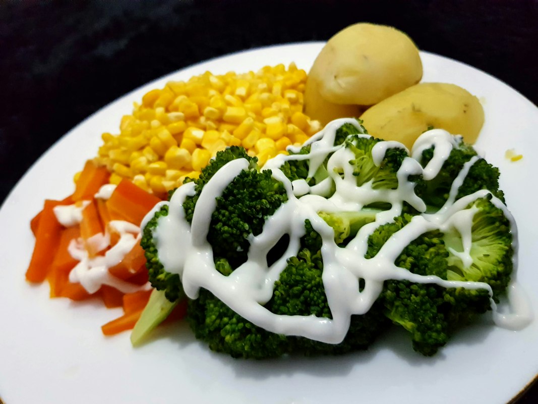Colourful salad with leafy greens and egg whites